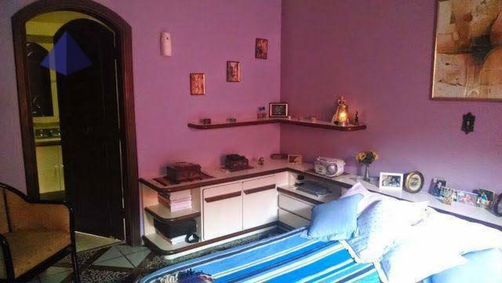 Casa à venda com 4 quartos, 325m² - Foto 5