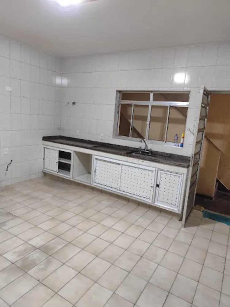 Casa, 3 quartos, 260 m² - Foto 6