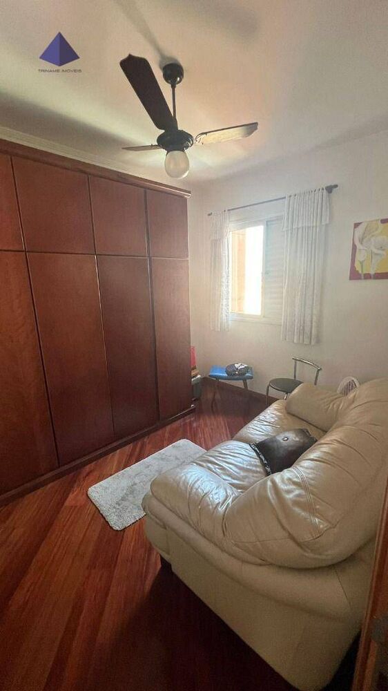 Apartamento à venda com 3 quartos, 130m² - Foto 2