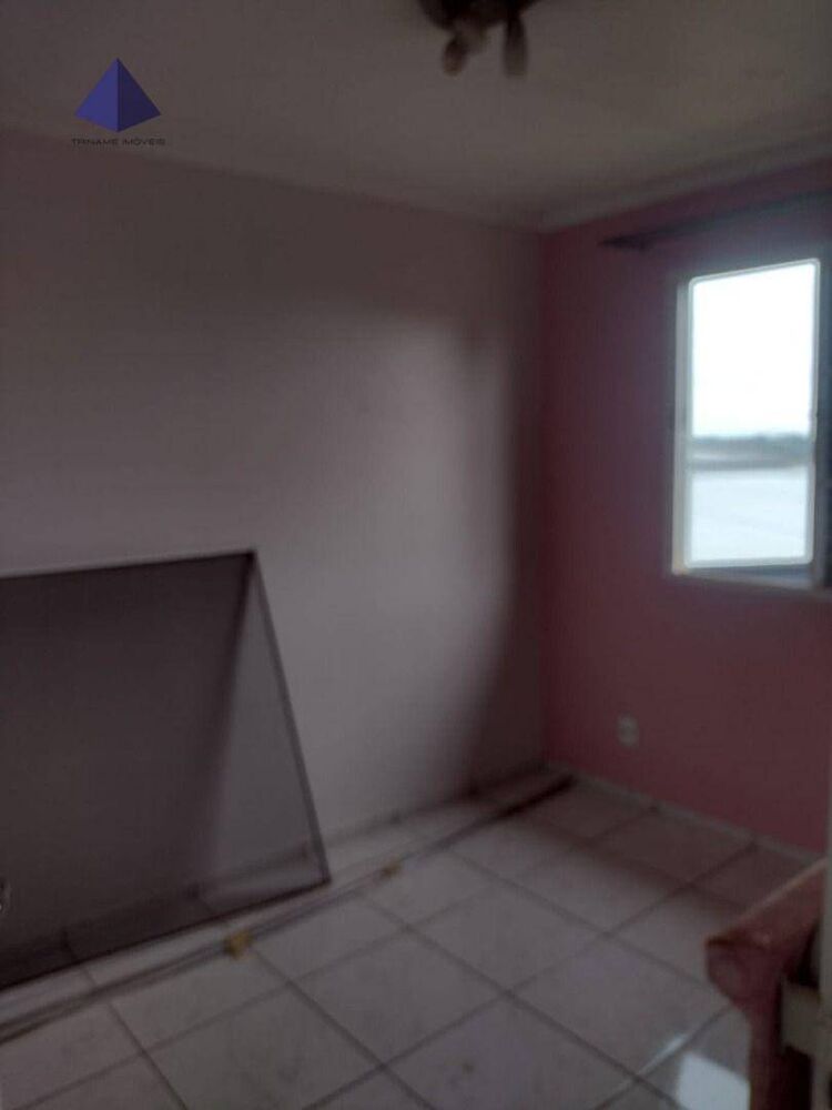 Casa à venda com 2 quartos, 44m² - Foto 4