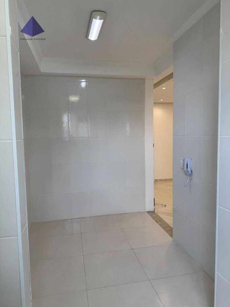 Apartamento à venda com 3 quartos, 76m² - Foto 7
