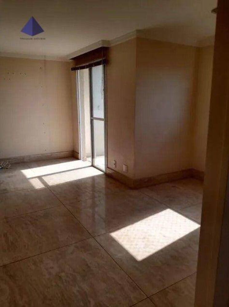 Apartamento à venda com 3 quartos, 182m² - Foto 1