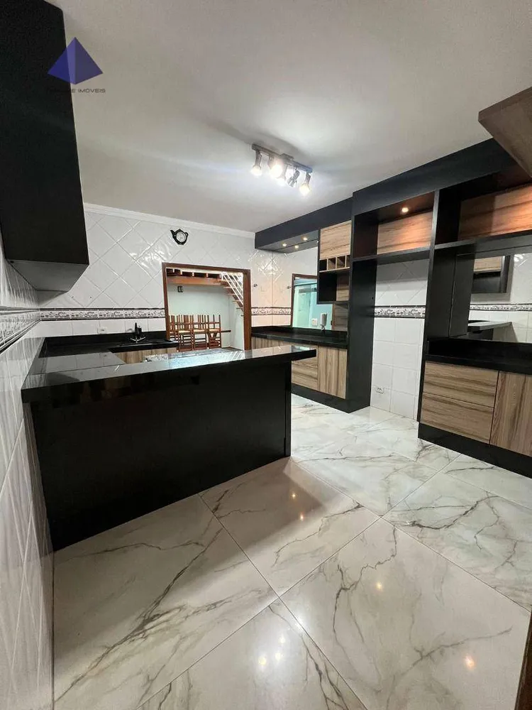 Sobrado, 3 quartos, 250 m² - Foto 4