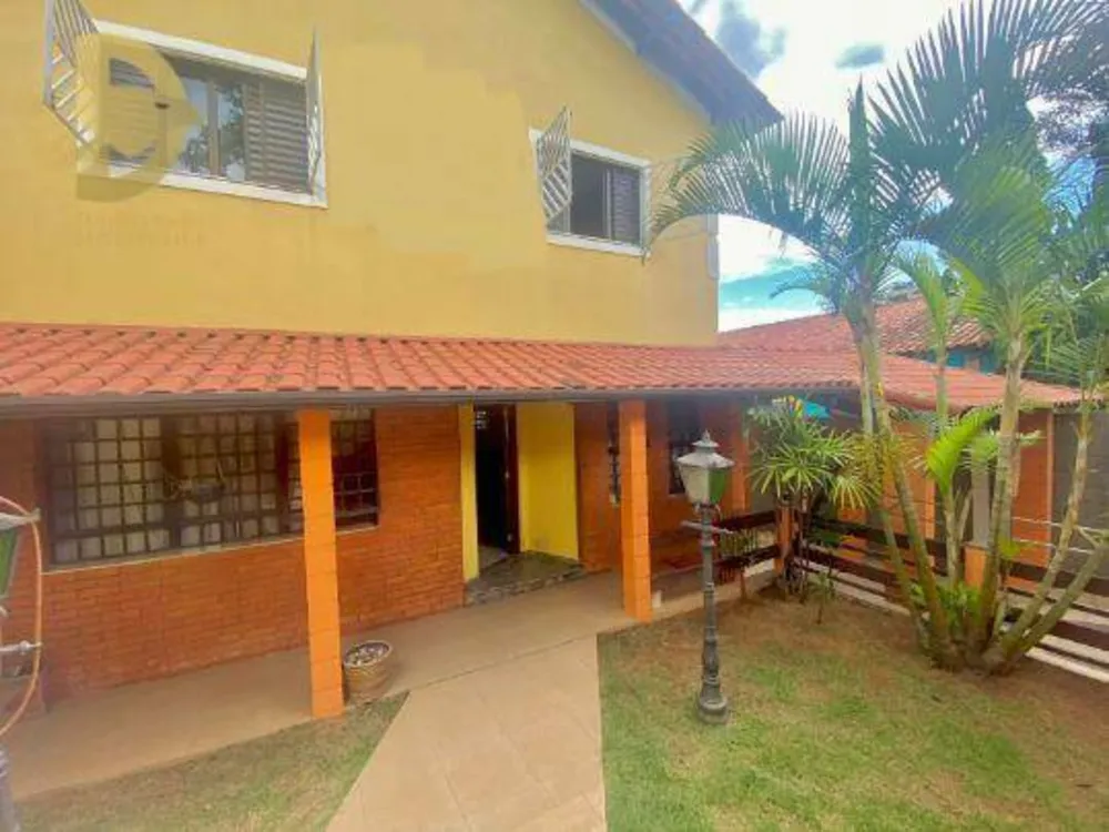 Sobrado, 2 quartos, 1260 m² - Foto 1