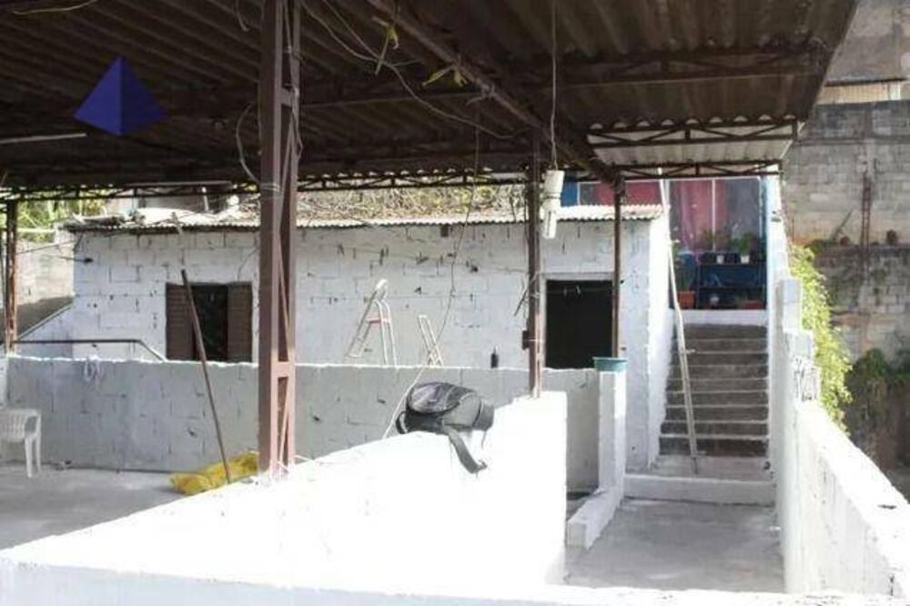 Casa à venda com 3 quartos, 250m² - Foto 4