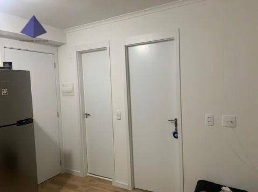 Apartamento, 1 quarto, 27 m² - Foto 2