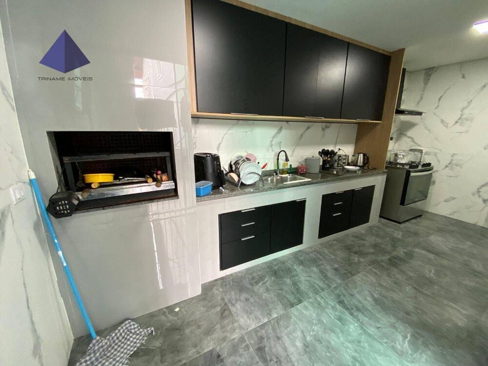 Sobrado, 3 quartos, 175 m² - Foto 2