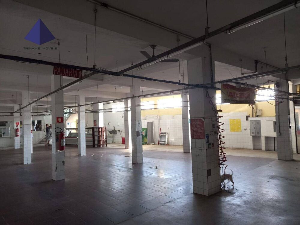 Loja-Salão, 600 m² - Foto 1