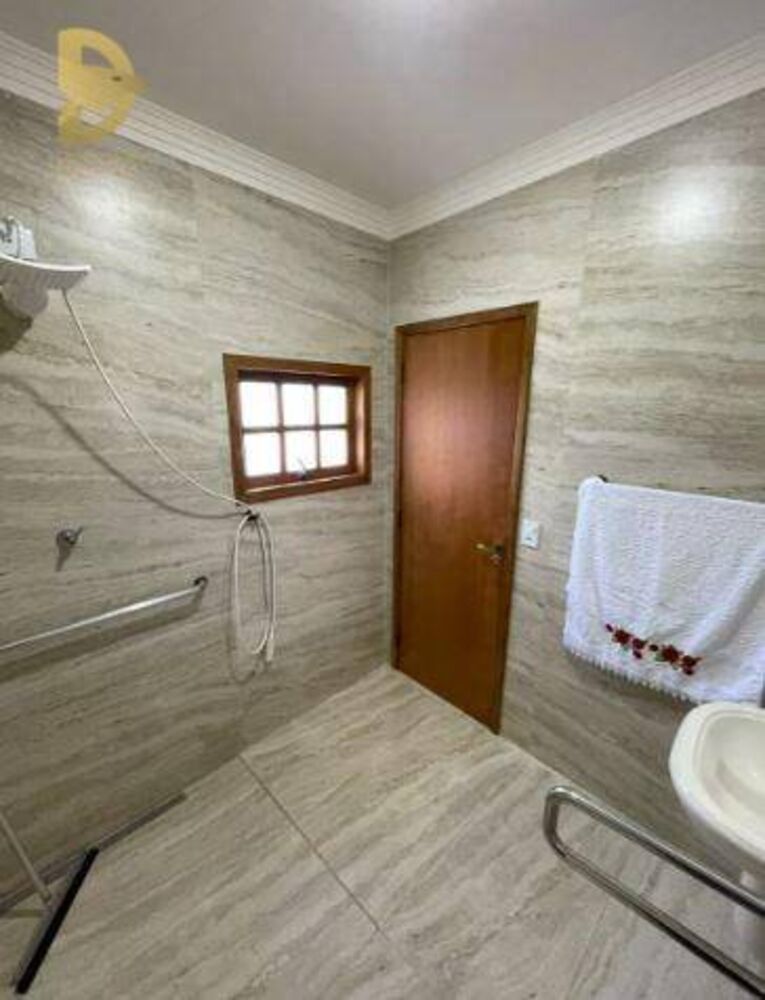 Sobrado, 2 quartos, 285 m² - Foto 1