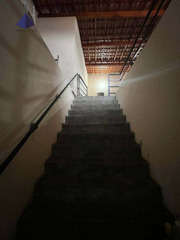 Sobrado, 3 quartos, 330 m² - Foto 2