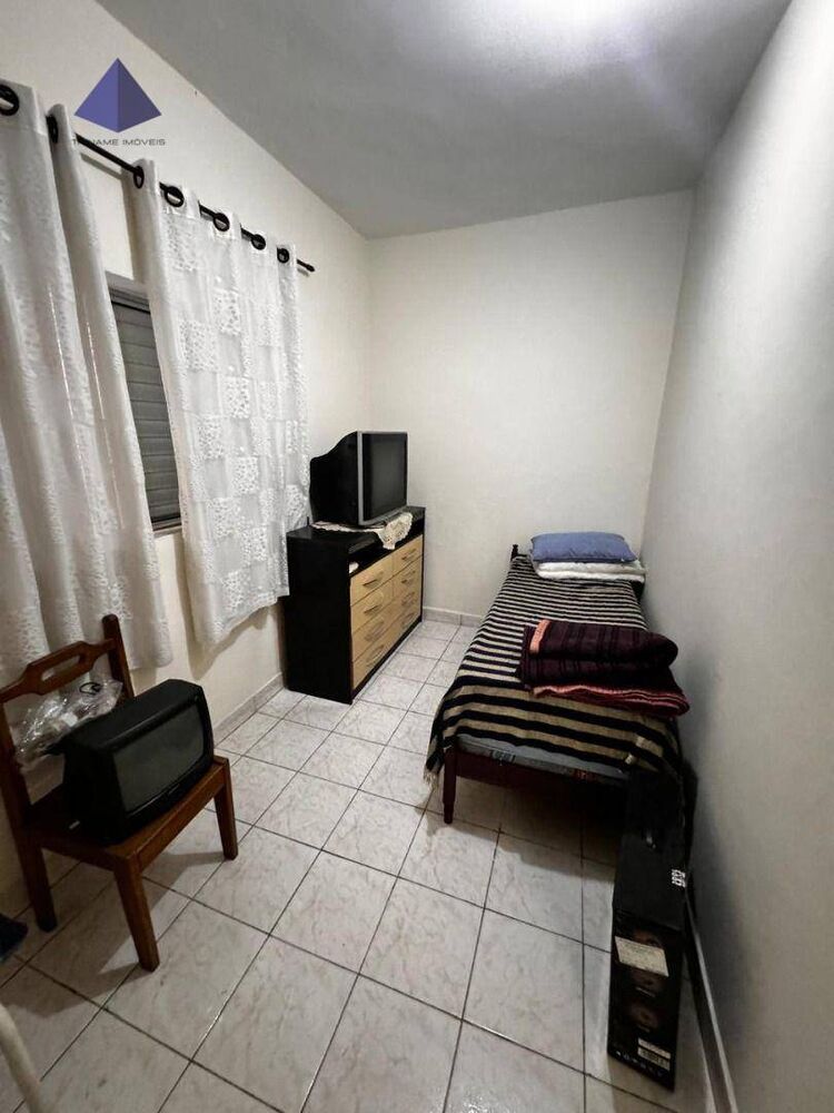 Casa, 4 quartos, 144 m² - Foto 1