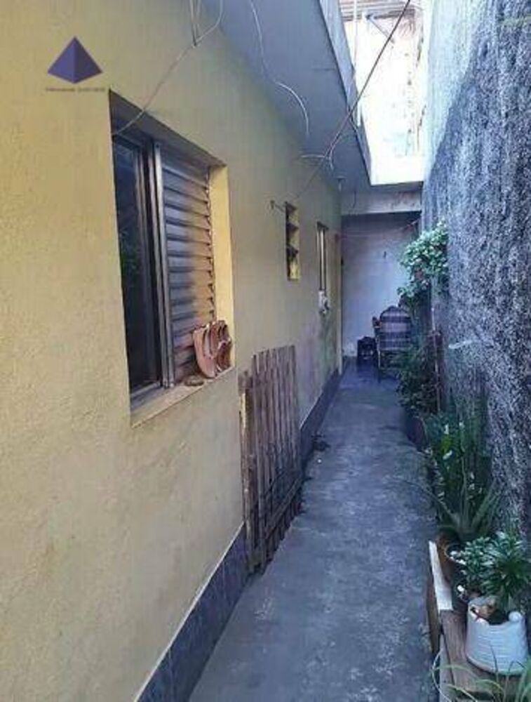 Casa à venda com 3 quartos, 250M2 - Foto 1