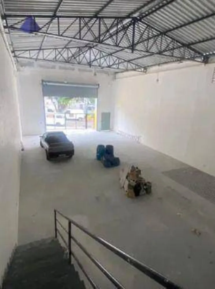Depósito-Galpão, 300 m² - Foto 1