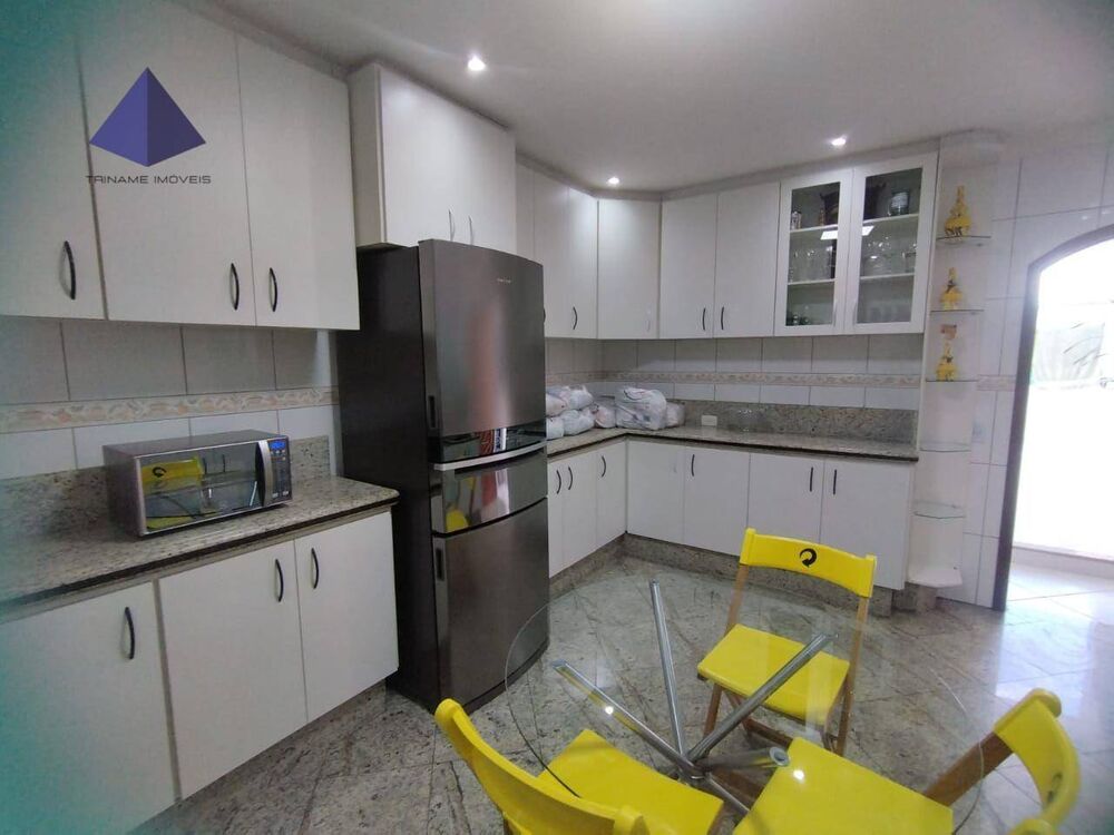 Sobrado, 3 quartos, 207 m² - Foto 2
