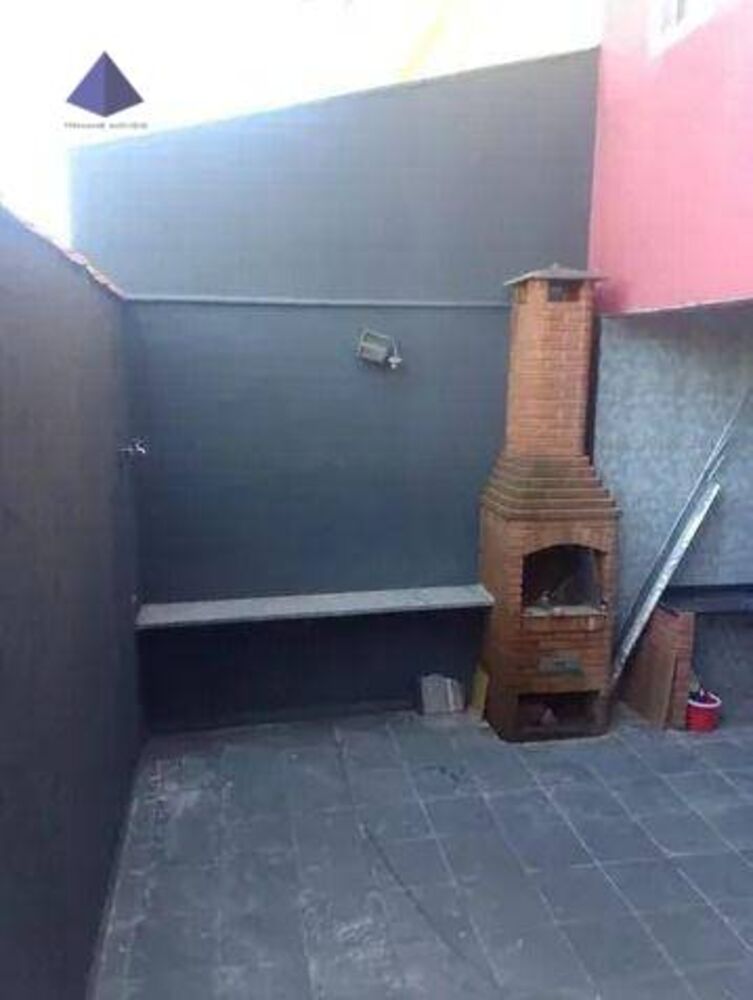 Sobrado, 4 quartos, 218 m² - Foto 1