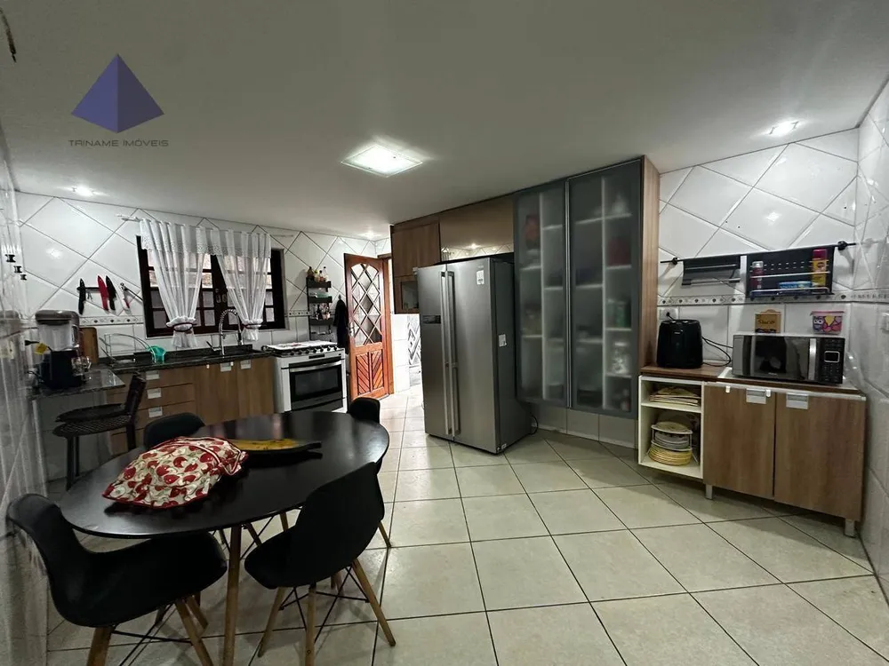 Sobrado, 4 quartos, 218 m² - Foto 8