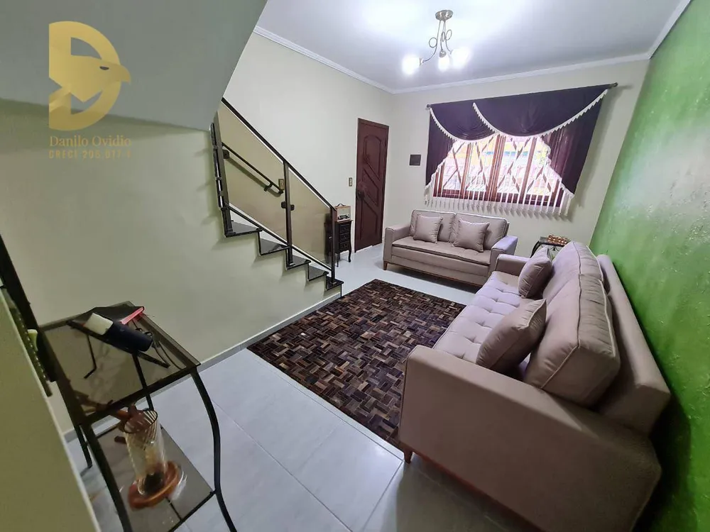 Sobrado, 3 quartos, 196 m² - Foto 1
