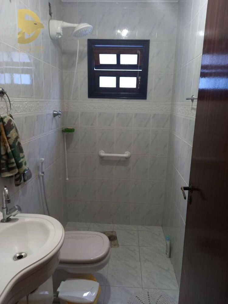 Sobrado, 3 quartos, 195 m² - Foto 2