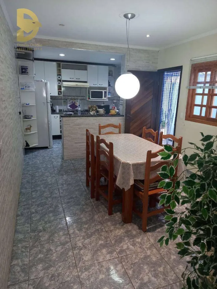Sobrado, 3 quartos, 195 m² - Foto 3