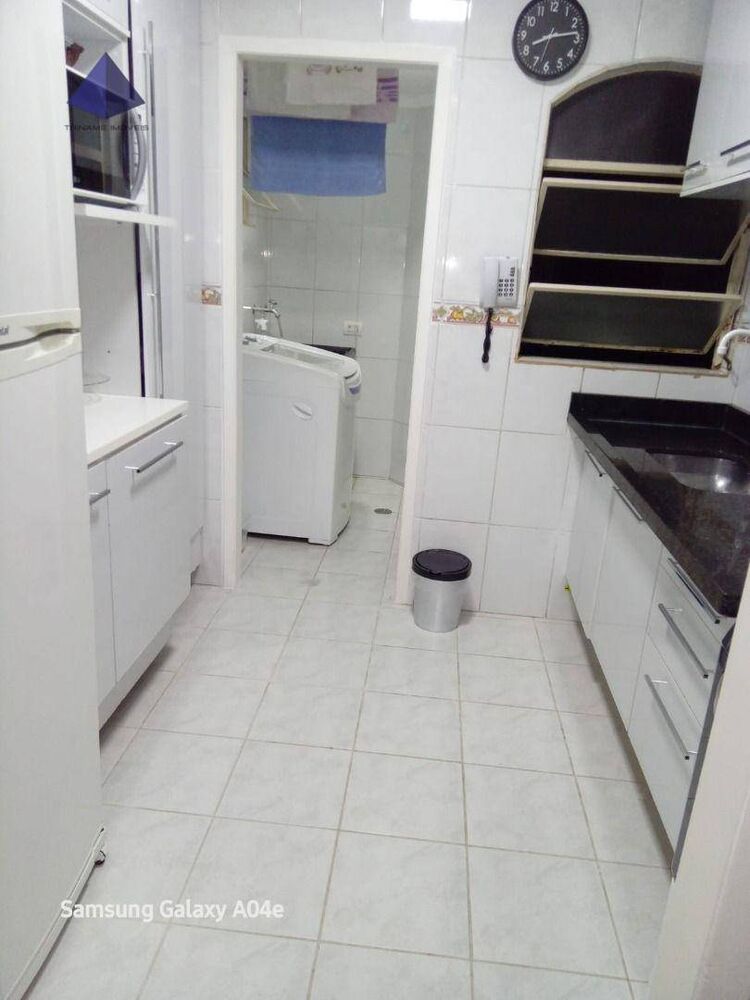 Apartamento à venda e aluguel com 3 quartos, 72m² - Foto 2
