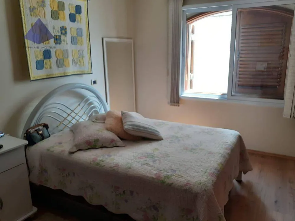 Sobrado, 3 quartos, 398 m² - Foto 1