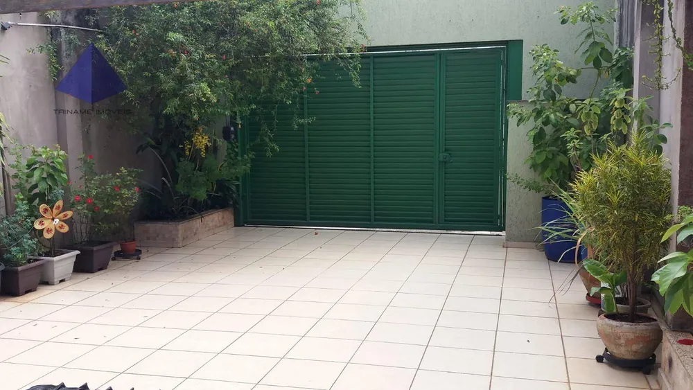 Casa, 2 quartos, 261 m² - Foto 1
