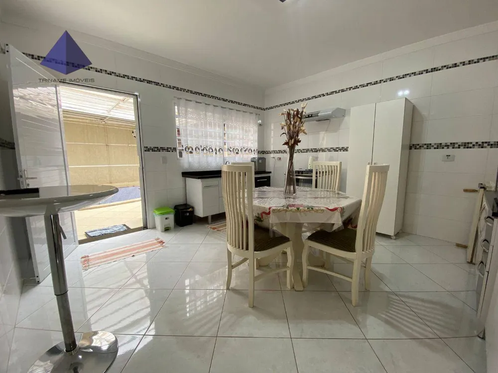Sobrado, 3 quartos, 200 m² - Foto 11
