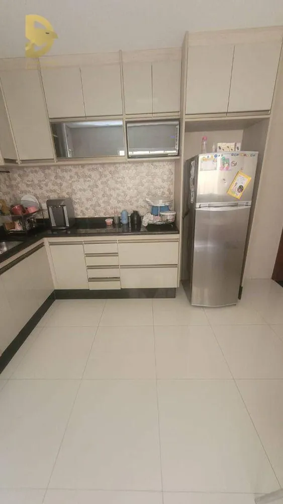 Sobrado, 3 quartos, 200 m² - Foto 2