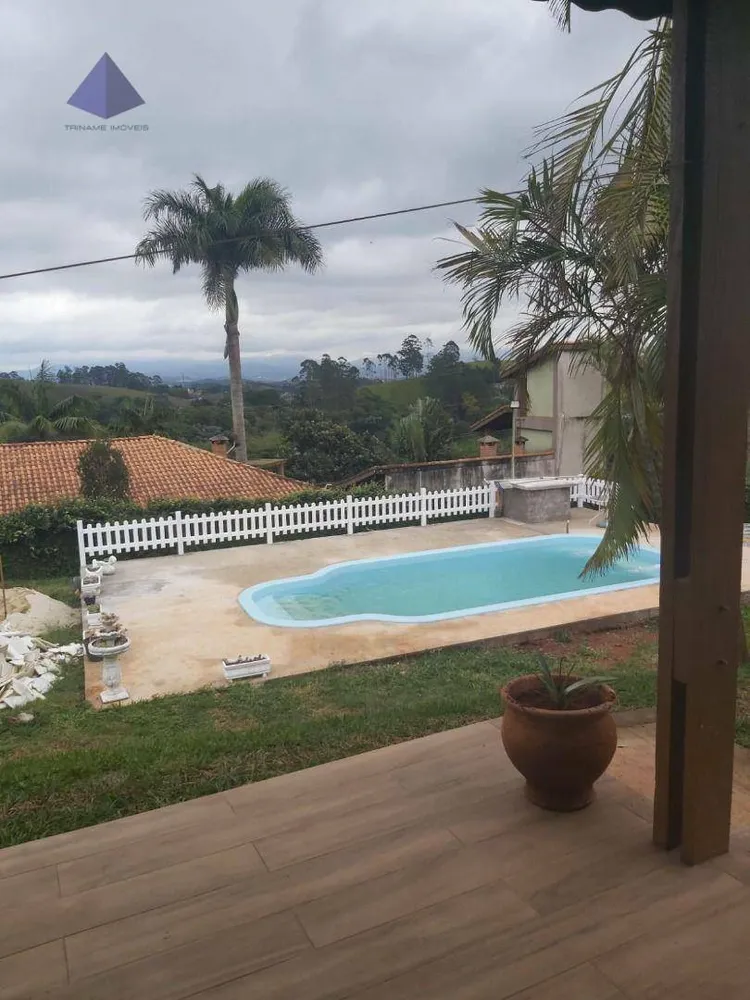 Chácara, 3 quartos, 1515 m² - Foto 4