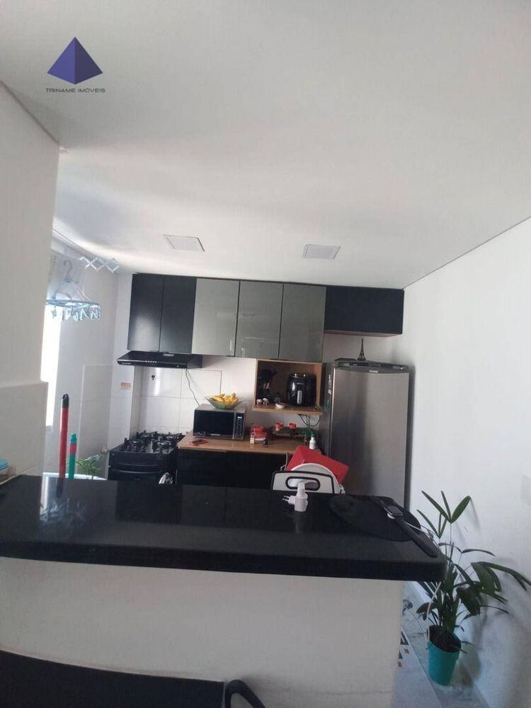 Apartamento à venda com 2 quartos, 38m² - Foto 3