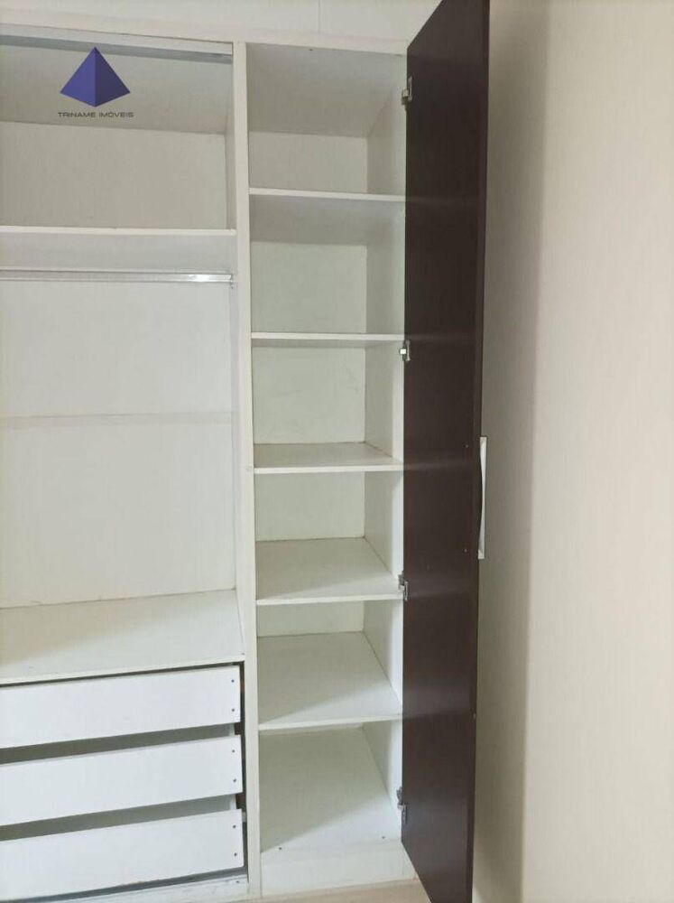 Apartamento à venda com 2 quartos, 47m² - Foto 3