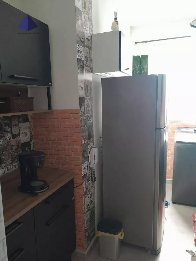 Apartamento à venda com 2 quartos, 44m² - Foto 3