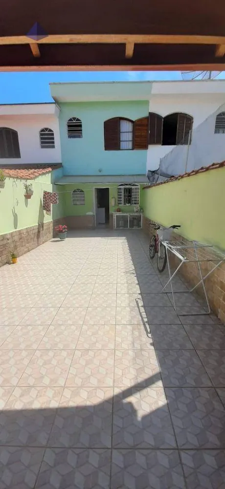 Sobrado, 3 quartos, 163 m² - Foto 2