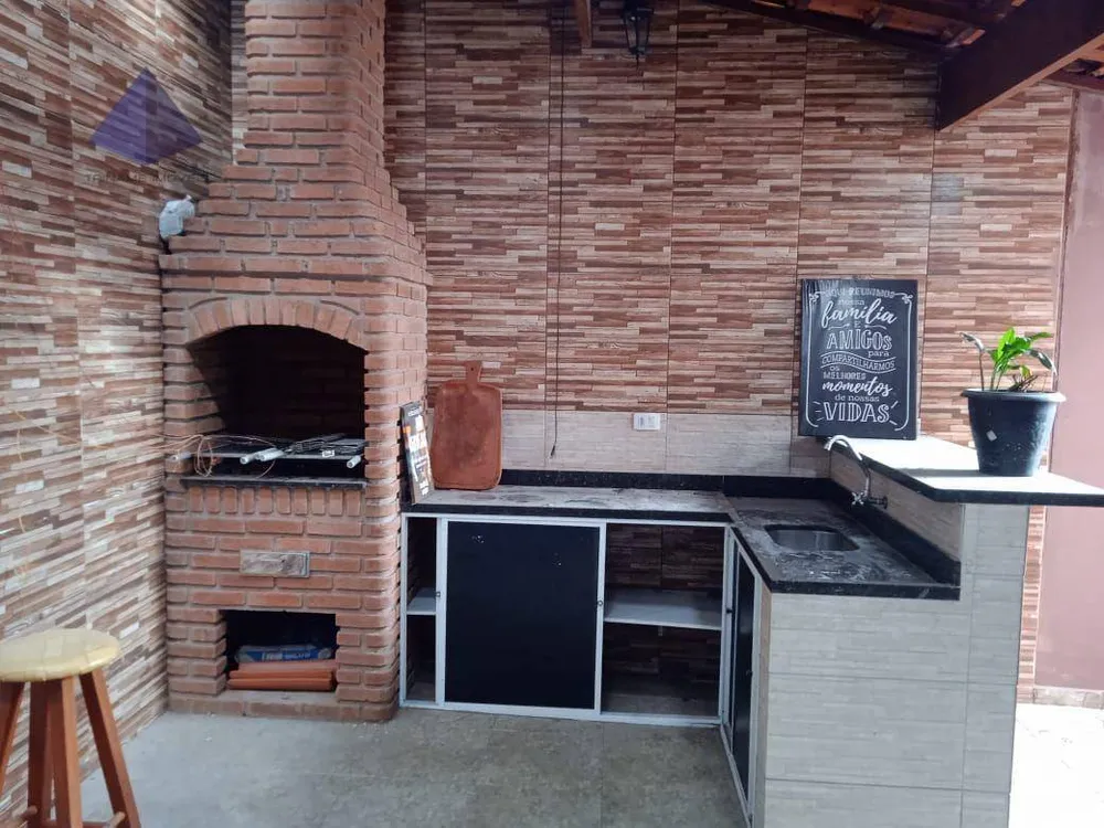 Sobrado, 3 quartos, 180 m² - Foto 1
