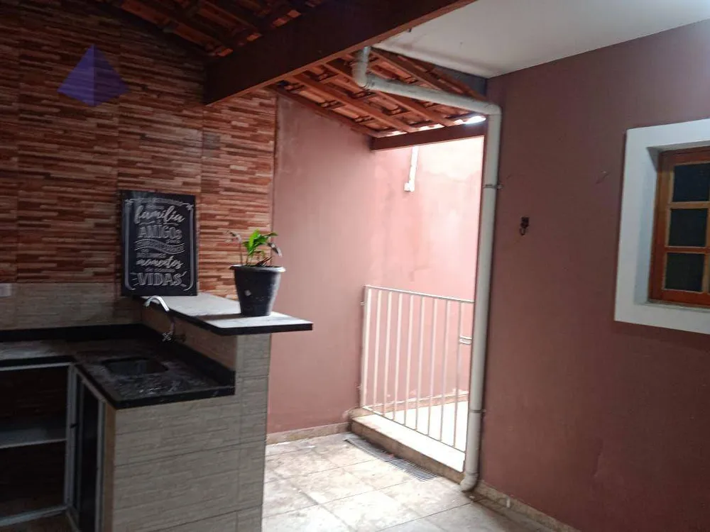 Sobrado, 3 quartos, 180 m² - Foto 2