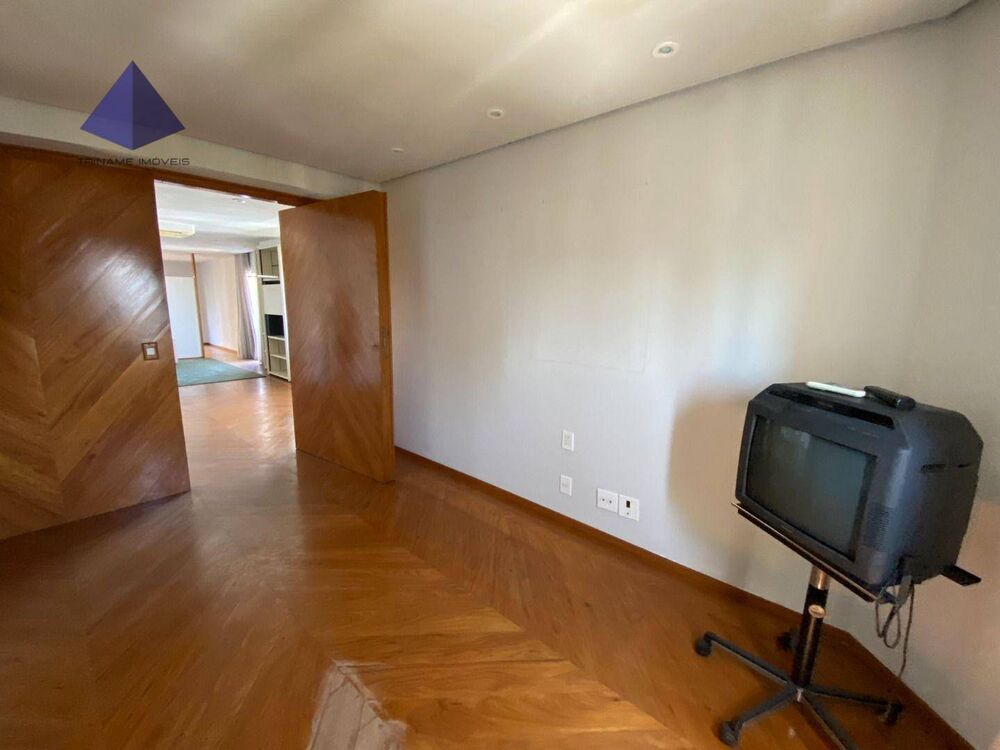 Apartamento, 4 quartos, 274 m² - Foto 2