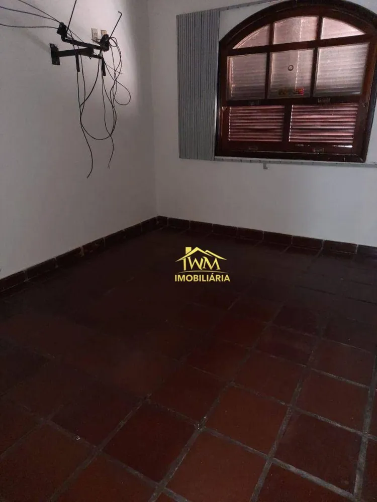 Casa, 5 quartos, 246 m² - Foto 9