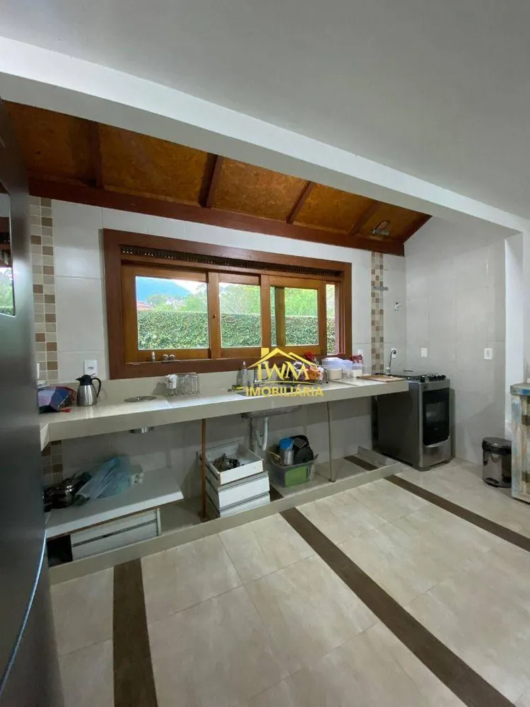 Casa, 4 quartos, 250 m² - Foto 6