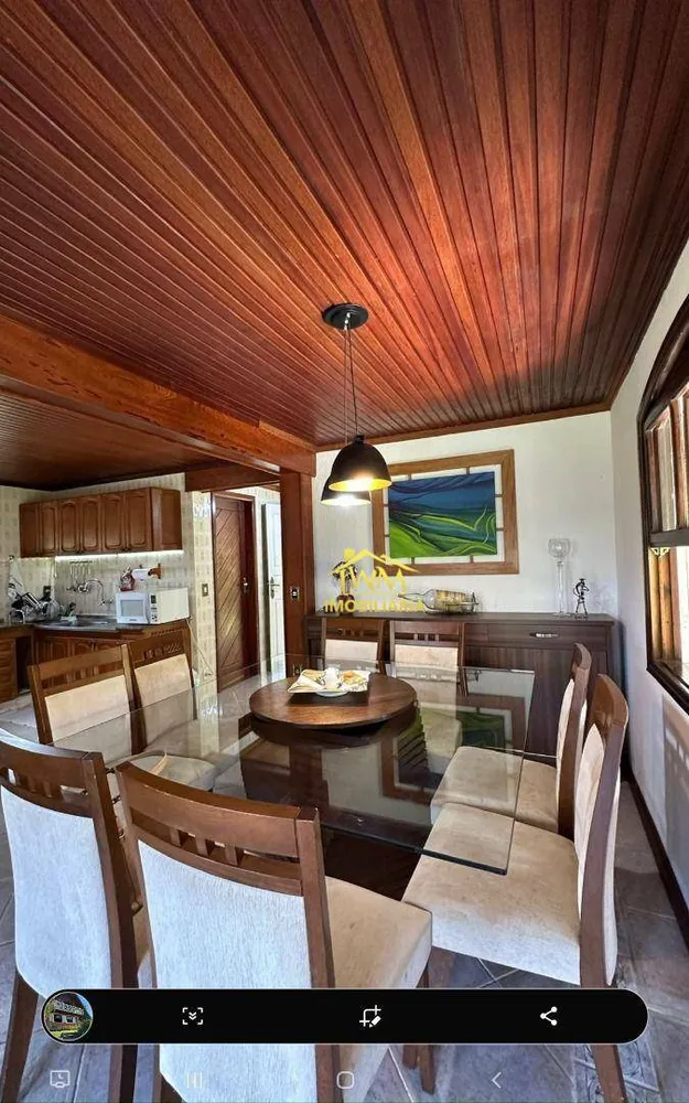 Casa, 3 quartos, 192 m² - Foto 2