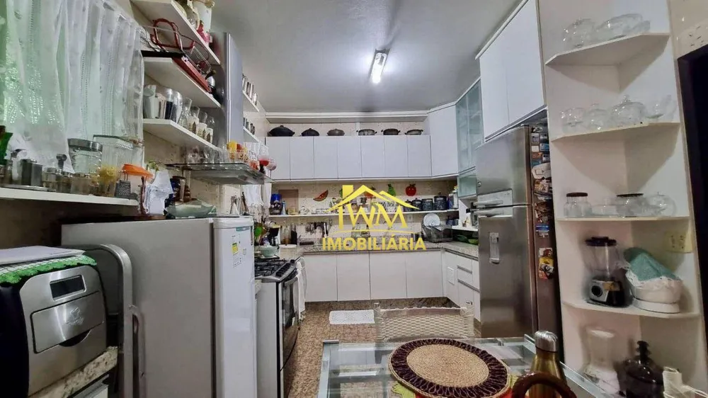 Casa, 6 quartos, 258 m² - Foto 7