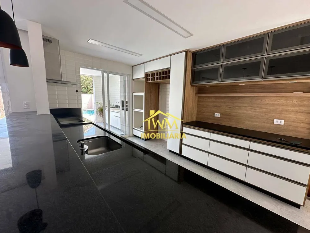 Casa, 4 quartos, 266 m² - Foto 49