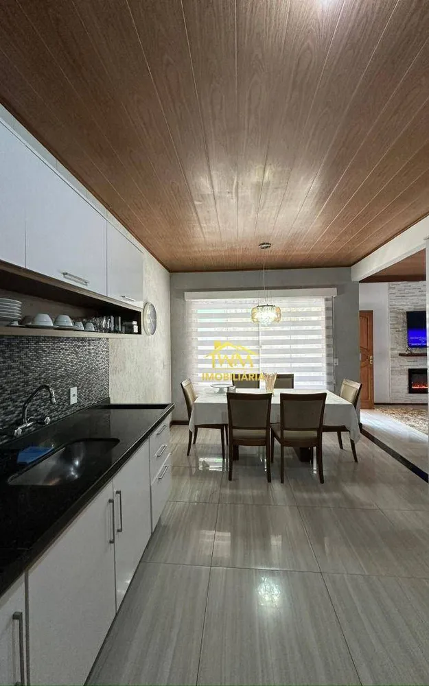 Casa, 3 quartos, 260 m² - Foto 3
