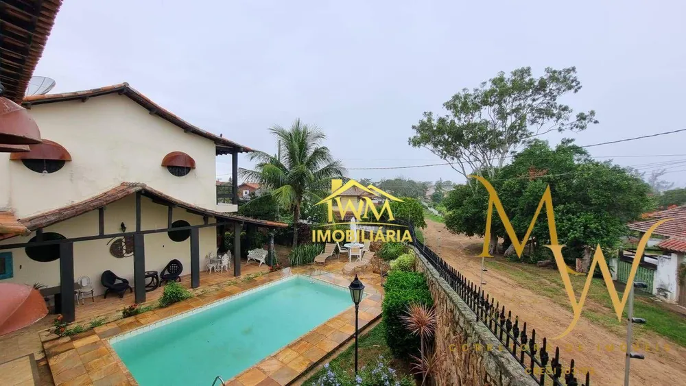 Casa, 6 quartos, 258 m² - Foto 3