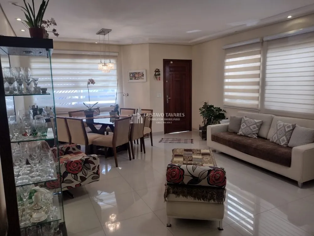 Casa, 3 quartos, 219 m² - Foto 1