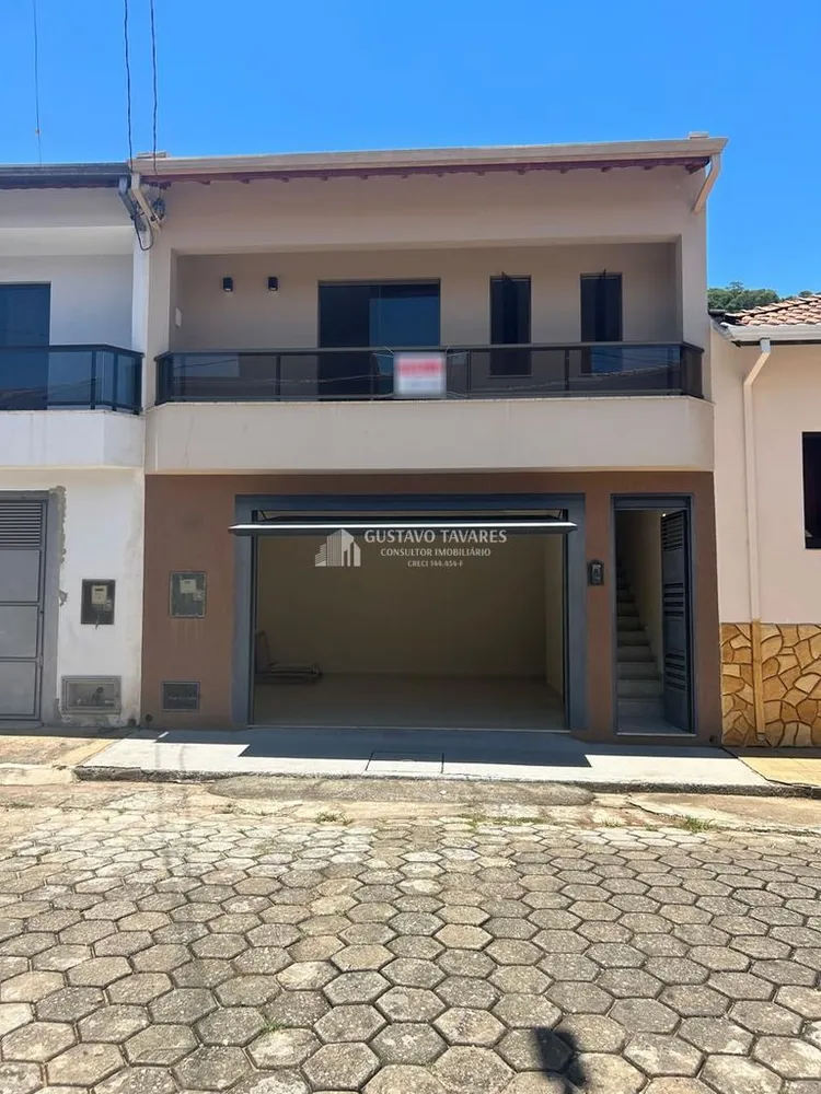Casa, 3 quartos, 130 m² - Foto 1