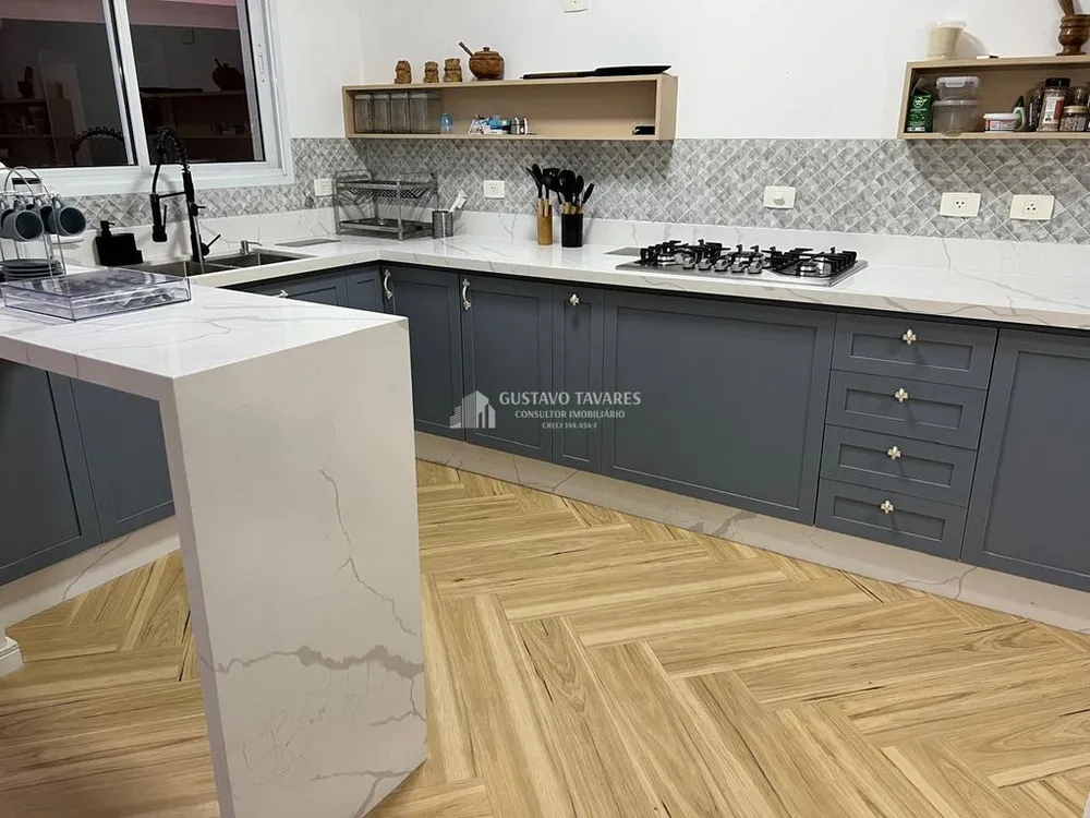 Sobrado, 3 quartos, 226 m² - Foto 3