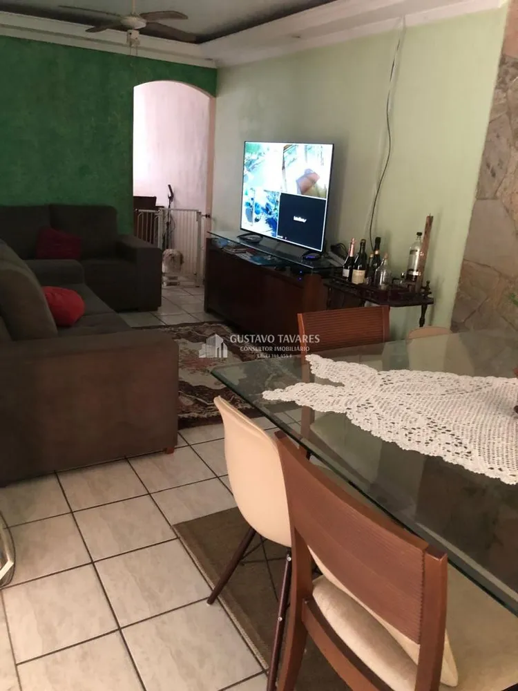 Casa, 3 quartos, 159 m² - Foto 2