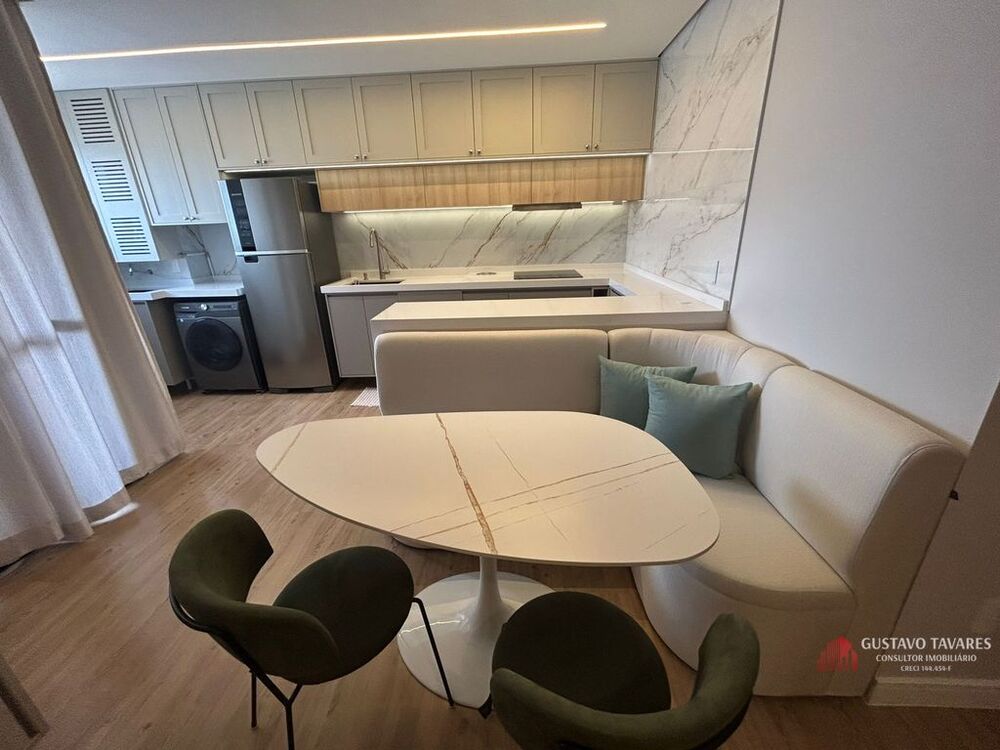 Apartamento à venda com 2 quartos, 70m² - Foto 5