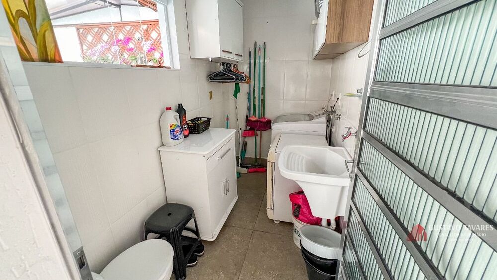 Casa, 3 quartos, 323 m² - Foto 2