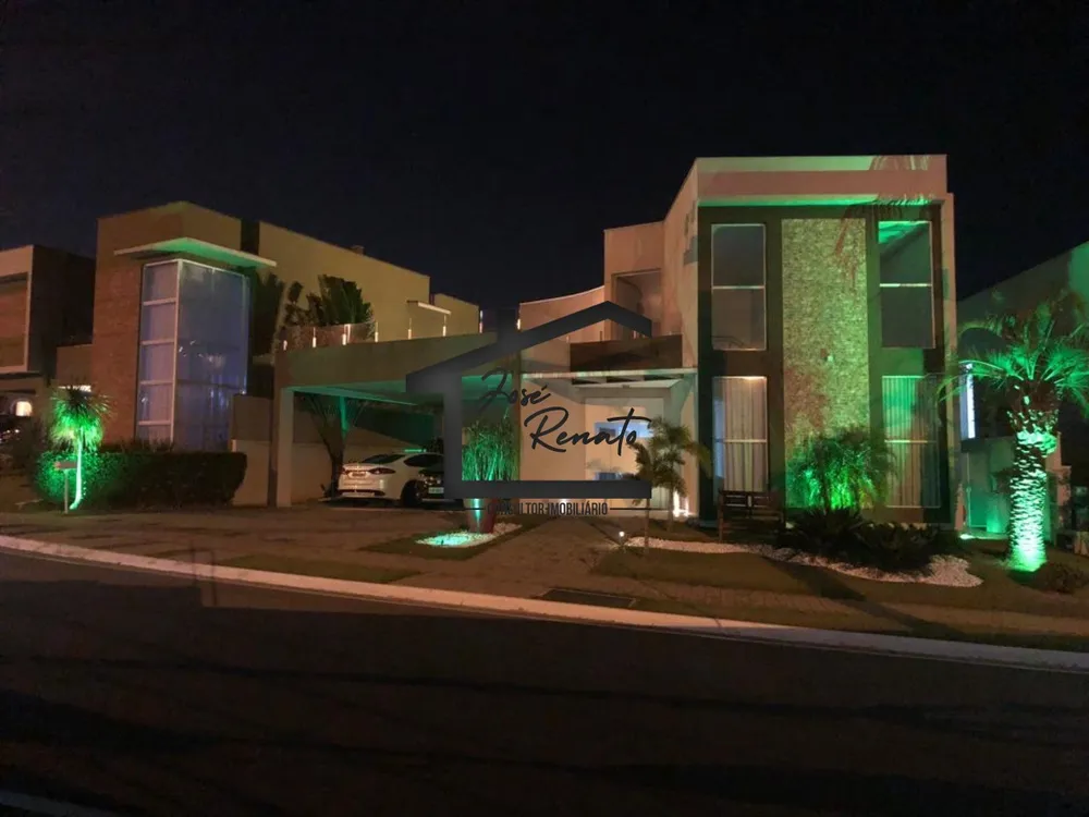 Sobrado, 3 quartos, 388 m² - Foto 1